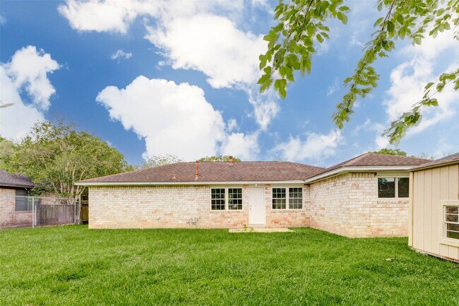 Building Photo - 5319 Ridgestone St