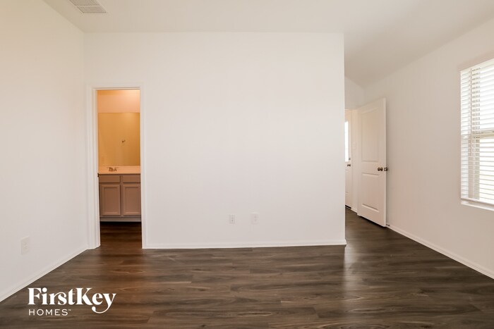 Building Photo - 18450 Cobalt Cove Ln