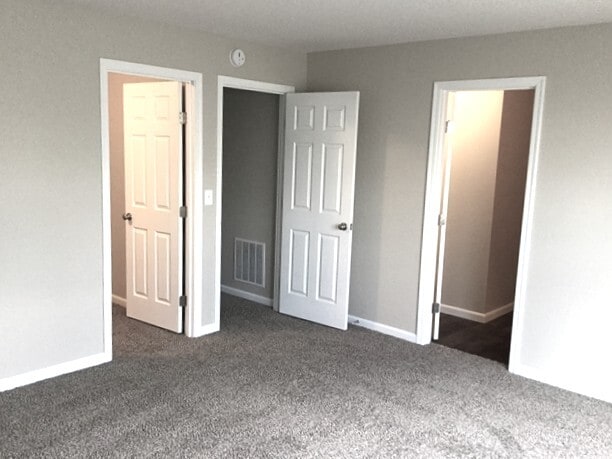 Building Photo - 9674 Sweetwater Ln