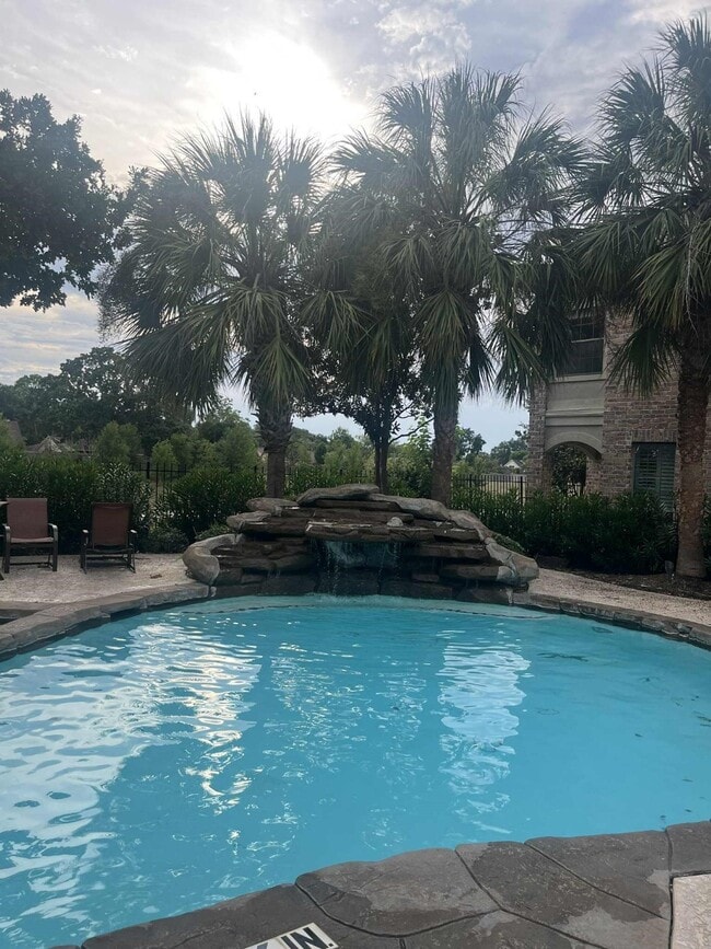 Building Photo - 7926 Stoneyway Dr