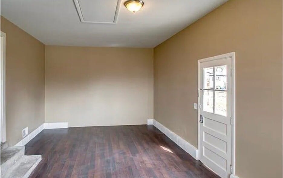 Building Photo - 147 Oak Park Dr