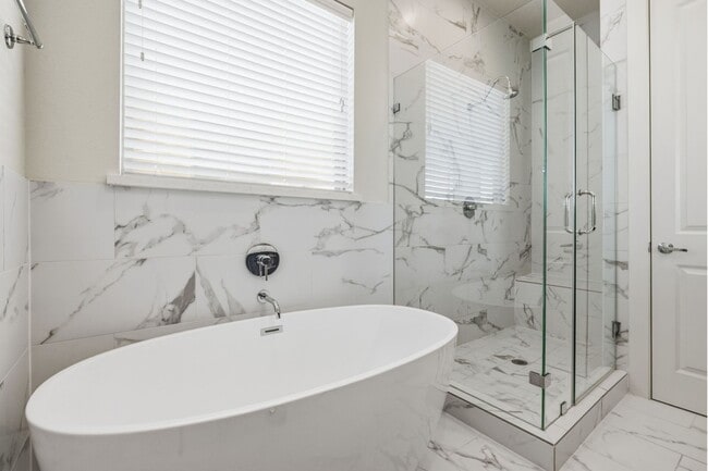 Building Photo - 2948 Alice St