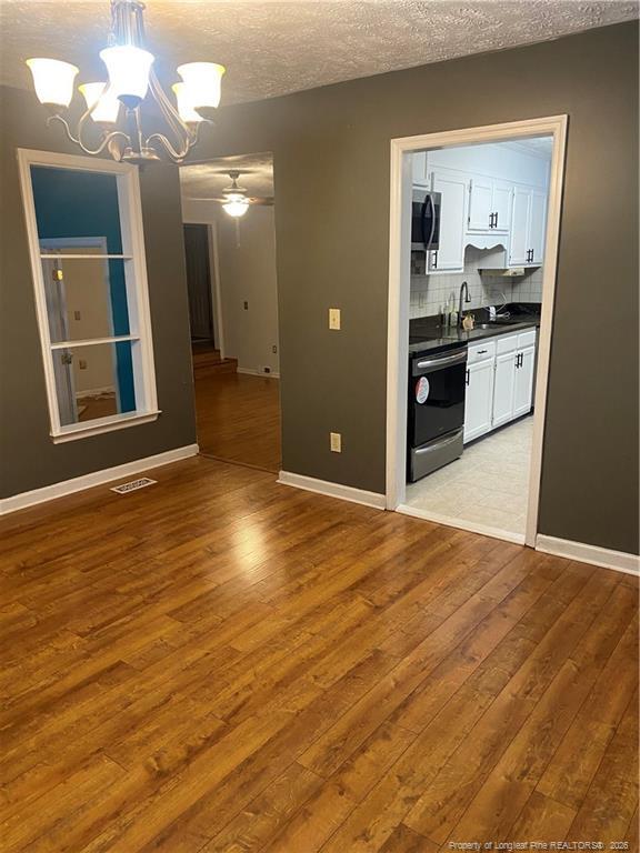 Building Photo - 1728 Empress Ln