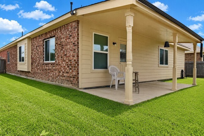 Building Photo - 2232 Ivy Wall Dr