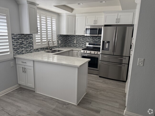 Building Photo - 17908 River Cir