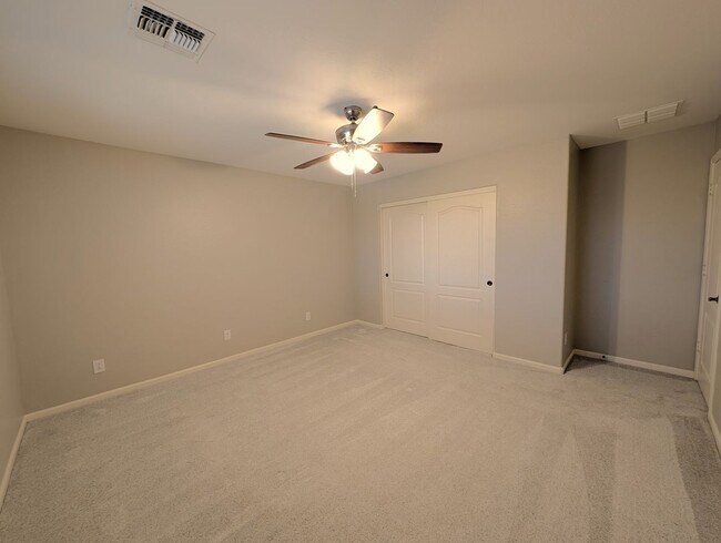 Building Photo - 4 Bedroom Home in the Kerby Estates Commun...