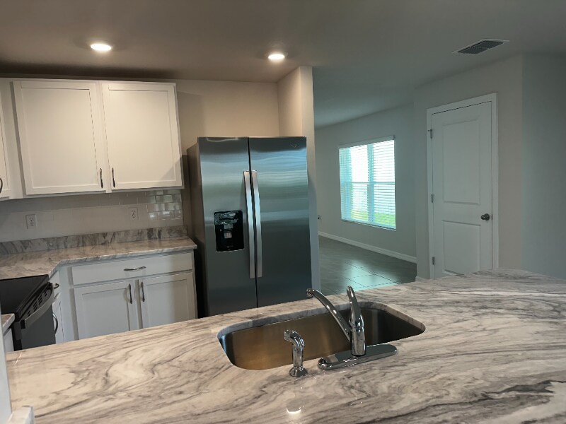 Building Photo - 3031 Rock Sound St