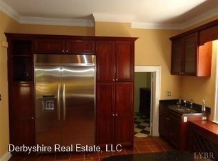 Building Photo - 4 br, 3.5 bath House - 4211 Fort Avenue
