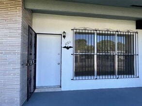 Building Photo - 1160 NE 200th Terrace