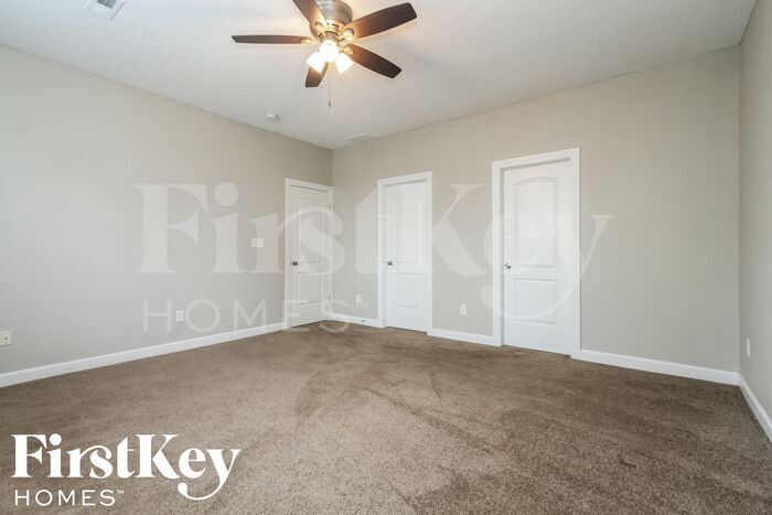 Building Photo - 9778 Rhodes Ln