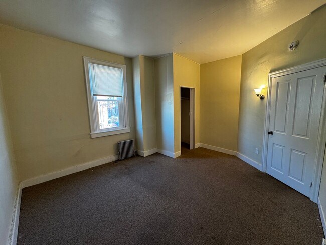 Building Photo - 41 N 10th St