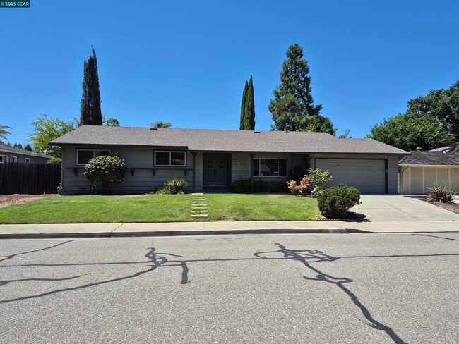 Primary Photo - 1225 Terrebonne Dr
