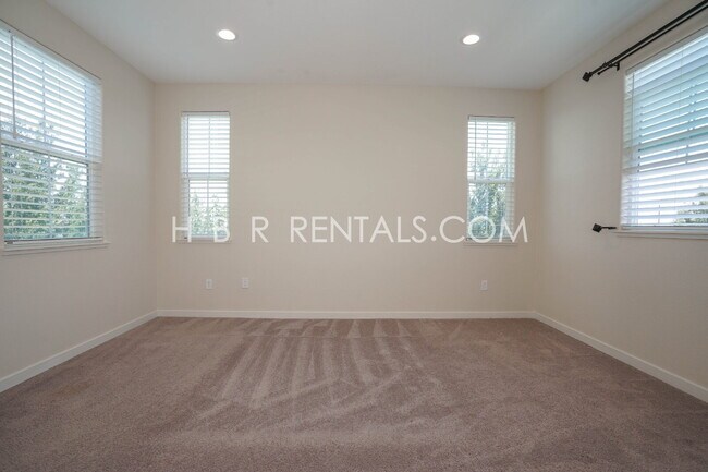 Building Photo - Modern 4-Bedroom Retreat in Mountain House...