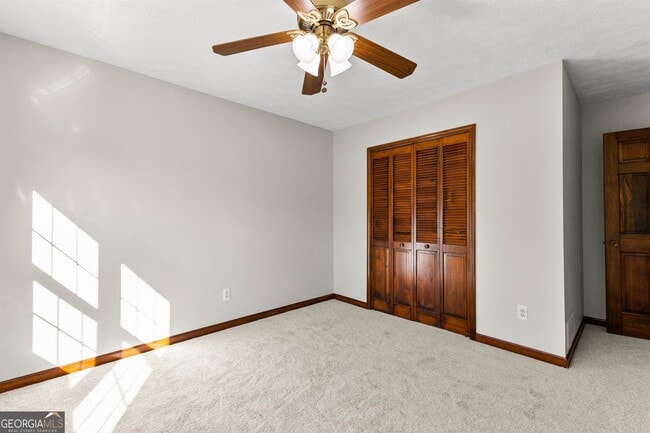 Building Photo - 102 Bluegill Trce