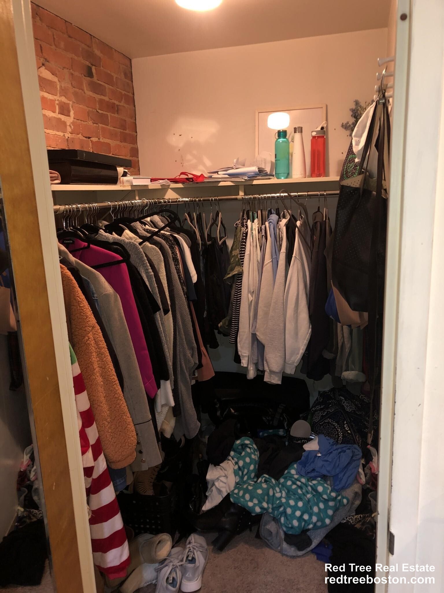 Building Photo - 103 Gainsborough St