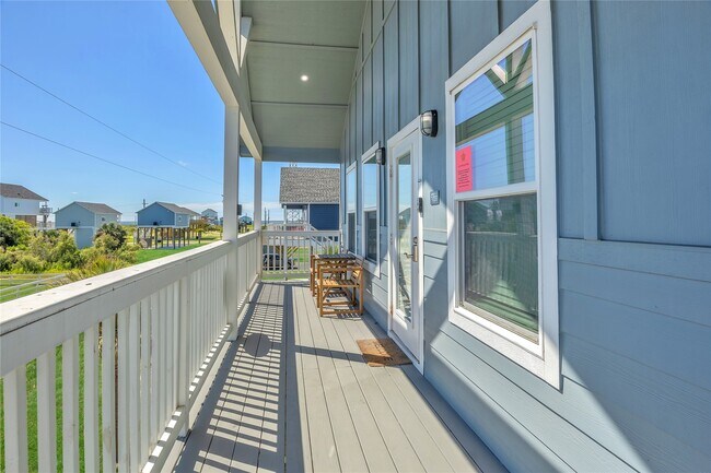 Building Photo - 1079 Cedar Ln