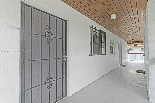 Building Photo - 6215 W 24th Ave