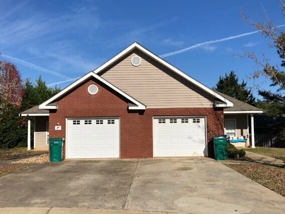 Primary Photo - Pine Meadow Circle 213-215