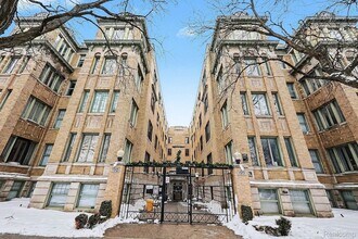 Building Photo - 120 Seward Ave