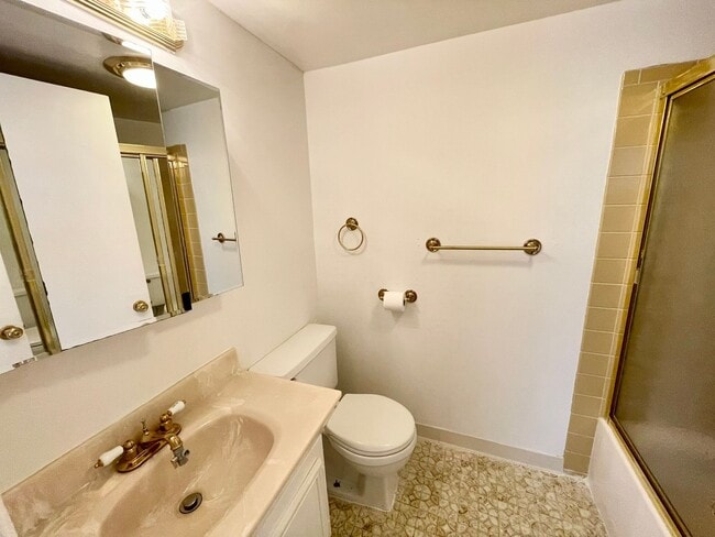 Building Photo - Middleborough Condominiums.