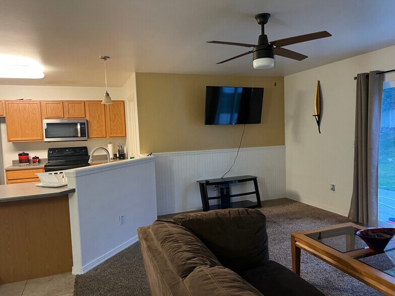 Building Photo - 13822 Ralph H Way