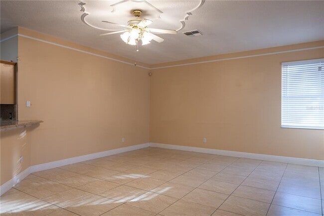 Building Photo - 4710 Hearthside Dr