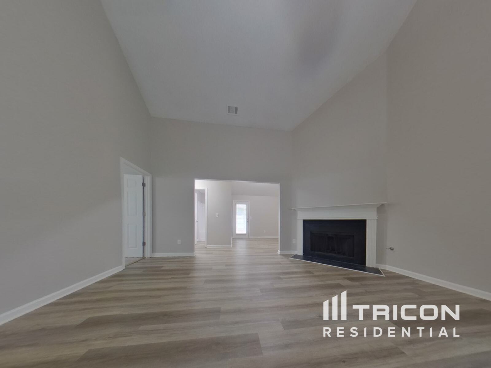 Building Photo - 3011 Summer Breeze Dr