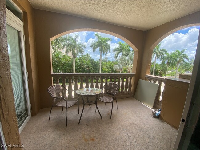 Building Photo - 2825 Palm Beach Blvd