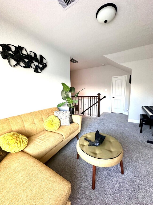 Building Photo - 10130 Water Harbor Dr