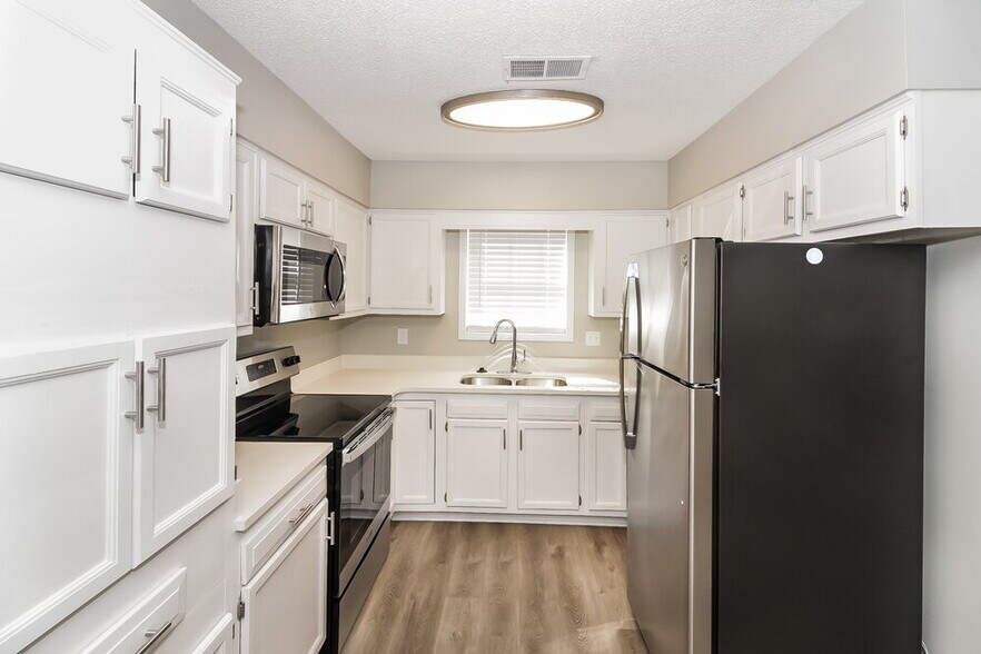 Building Photo - 250 German Creek Cove
