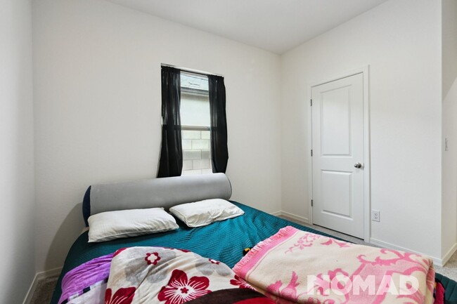 Building Photo - Charming 3BR House in Tolleson