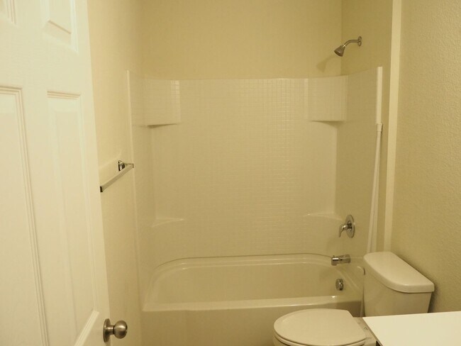 Building Photo - 3 Bed 2 Bath in Providence Village