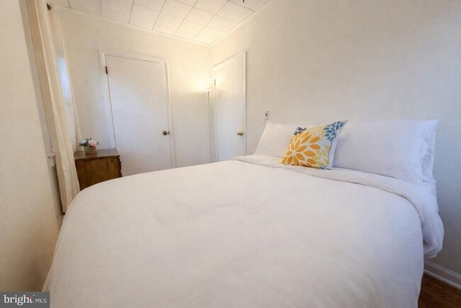 Building Photo - 131 Livingston Ave