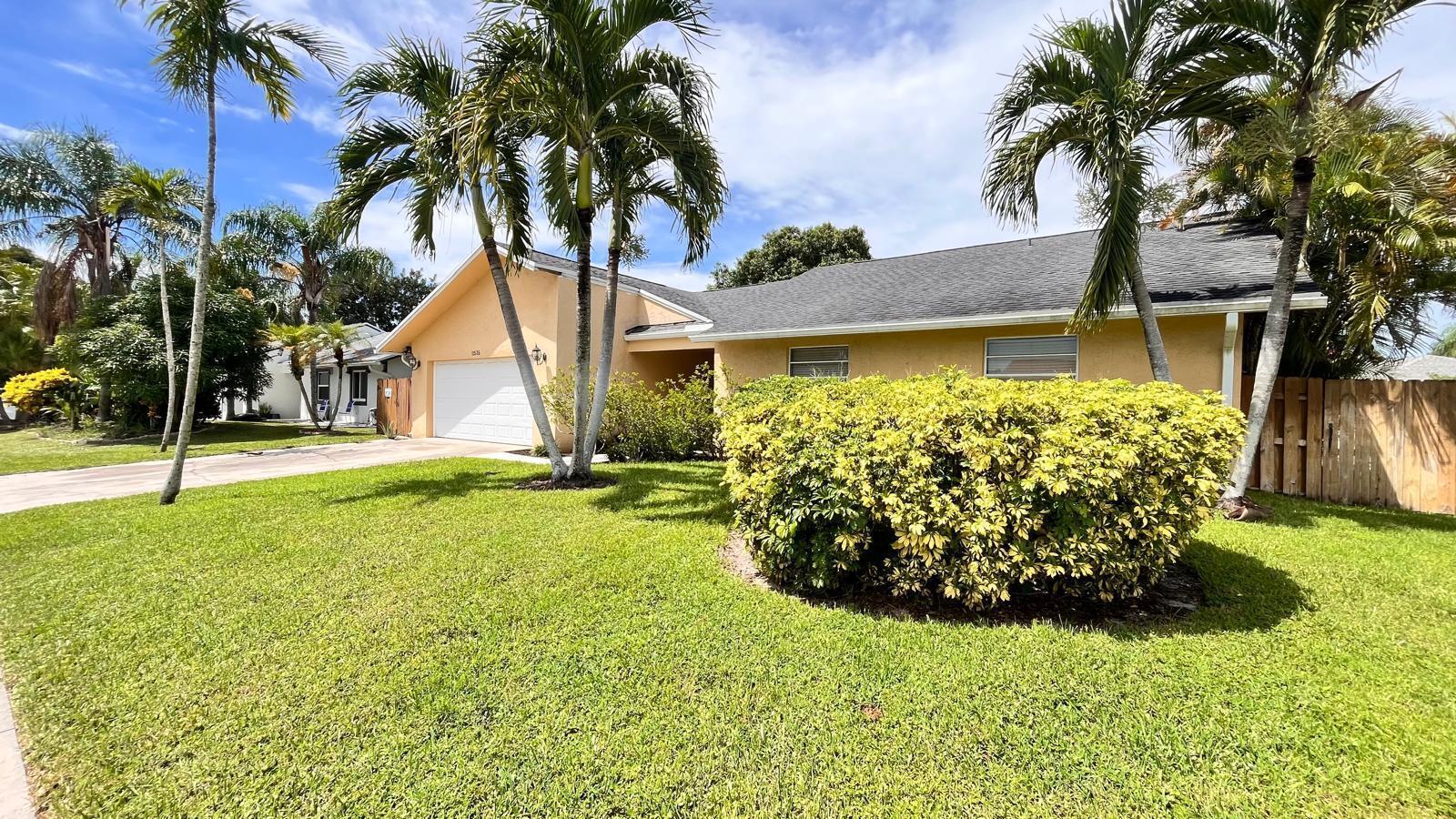 Building Photo - 11535 Sanderling Dr
