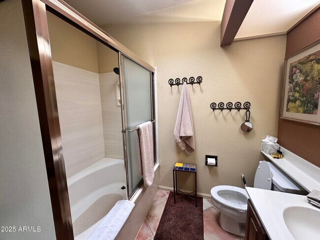 Building Photo - 16724 E Gunsight Dr