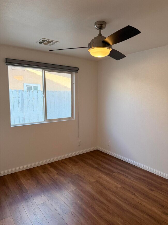 Building Photo - 51905 Avenida Velasco