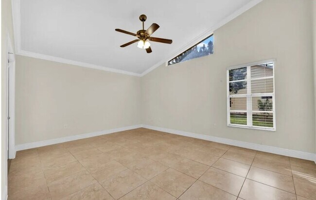 Building Photo - Stunning 3-Bedroom, 2-Bath Estate Home in ...