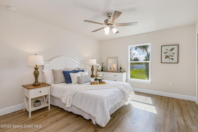 Building Photo - 167 Hidden Woods Pl