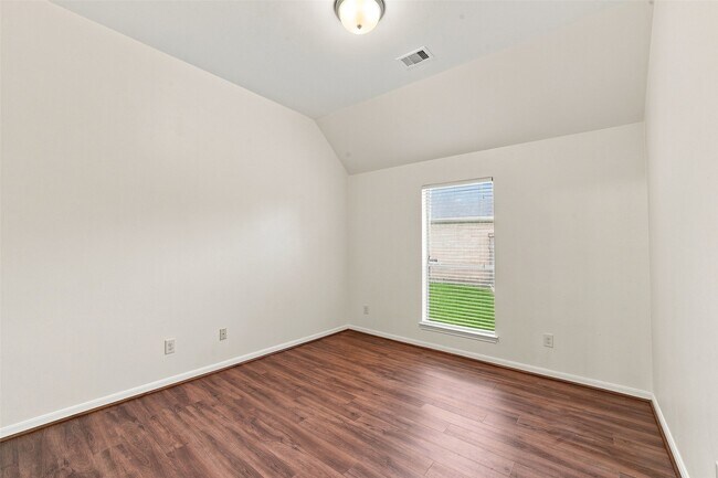 Building Photo - 6307 Teal Mist Ln