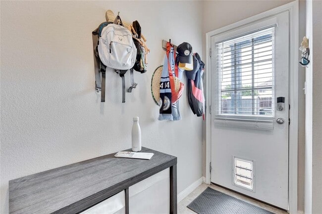 Building Photo - 106 Mossycup Dr