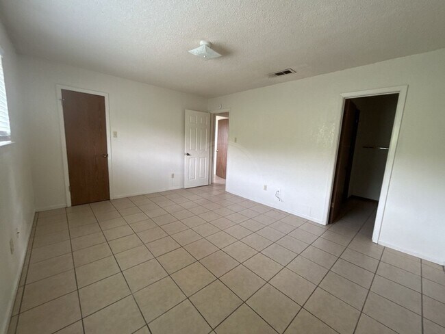 Building Photo - 4209 Water St