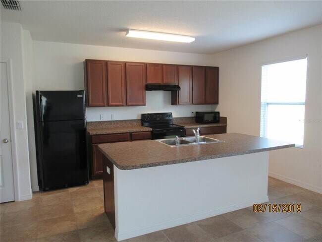 Building Photo - 16543 Broadford Ln