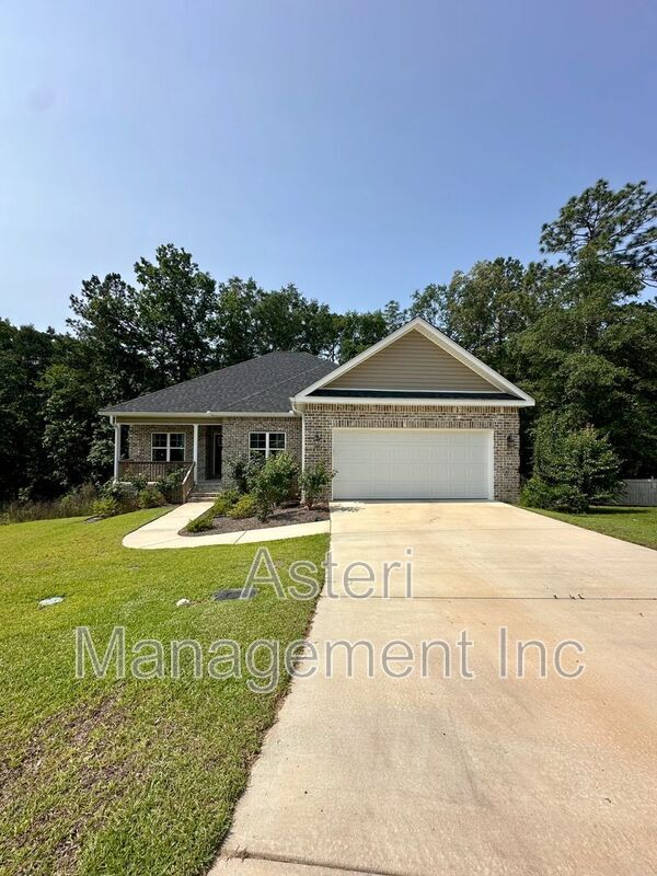 Primary Photo - 113 Lasso Drive