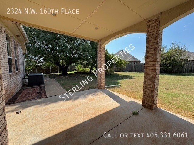 Building Photo - 2324 NW 160th Pl