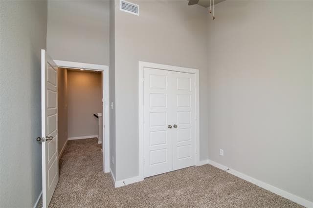 Building Photo - 727 Harvest Moon Dr