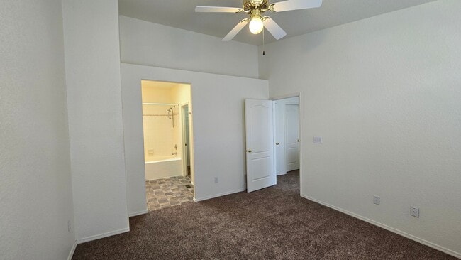 Building Photo - 3263 Apogee View