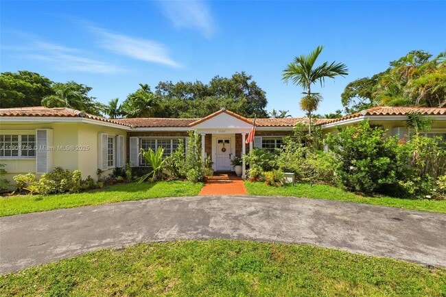 Building Photo - 3300 Segovia St