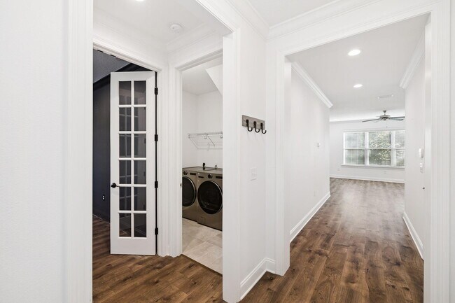 Building Photo - 65 Laurel Oaks Dr