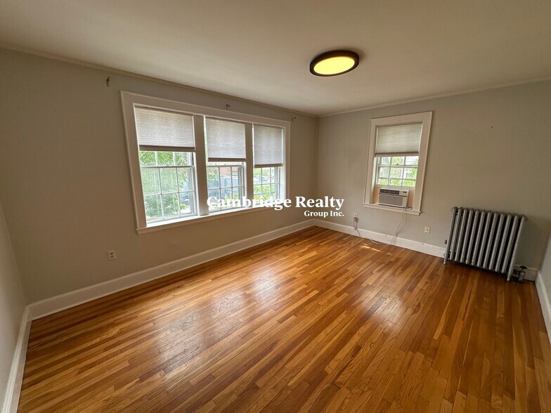 Building Photo - 5 Ellery Pl