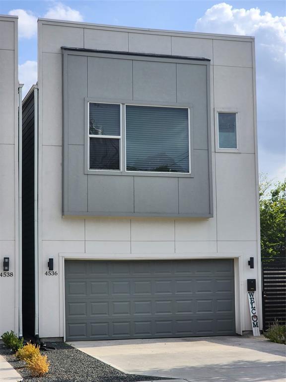 Building Photo - 4536 Sunflower St